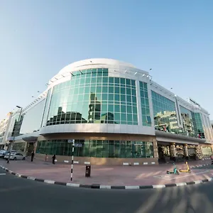 迪拜布尔假日酒店 - 使馆区 酒店 迪拜